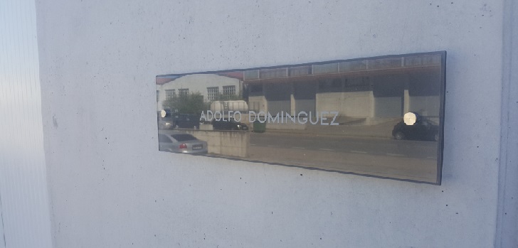 Adolfo Domínguez: menos ‘flagships’ y más ‘mainstream’ para volver a crecer Adolfo Domínguez: menos ‘flagships’ y más ‘mainstream’ para volver a crecer